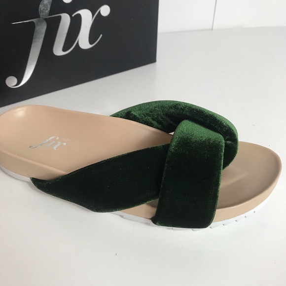 The fix twist strap soft bed slide sandal new! - Picture 2 of 6